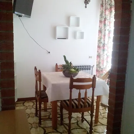 House Monika Apartman