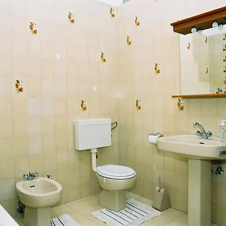 Appartement House Monika *